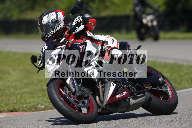 /Archiv-2024/29 12.06.2024 MOTO.CH Track Day ADR/Gruppe blau/64